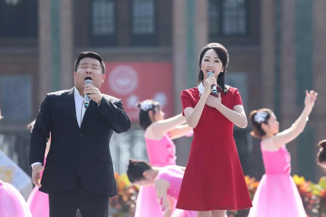 tcy8722太阳集团副院长金婷婷、张喜秋老师合唱《追寻》